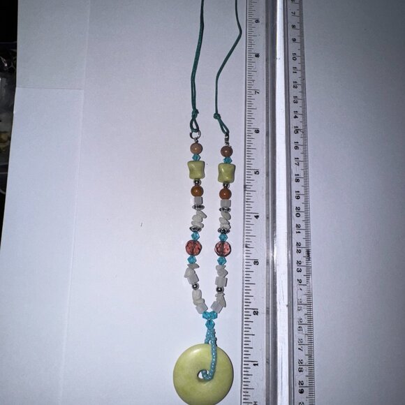 20 1/2" New Jade Necklace - Picture 3 of 16